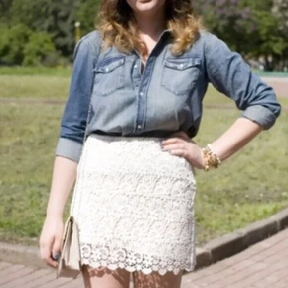 ZARA Floral Crochet White Lace Skirt Sz Small - Picture 2 of 6